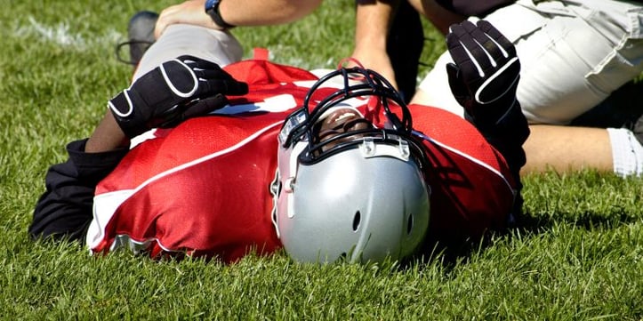 Football-injury-iStock_1221748_MEDIUM-750x375