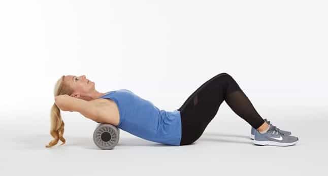 lady-foam-rolling