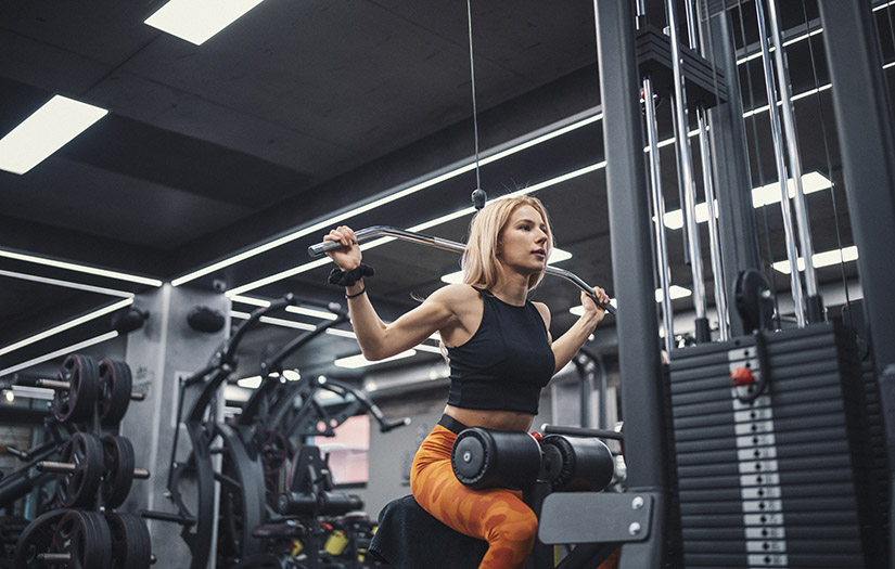 The Biomechanics of the Lat Pulldown Muscles Worked Grips Form